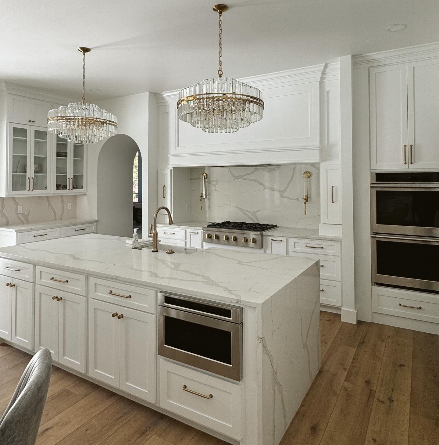 Kitchen chandelier installation